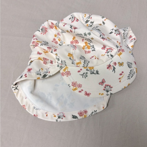 H&M Flower Swimming Rashguard and Hat, Size 6-12 Months - Picture 2 of 3